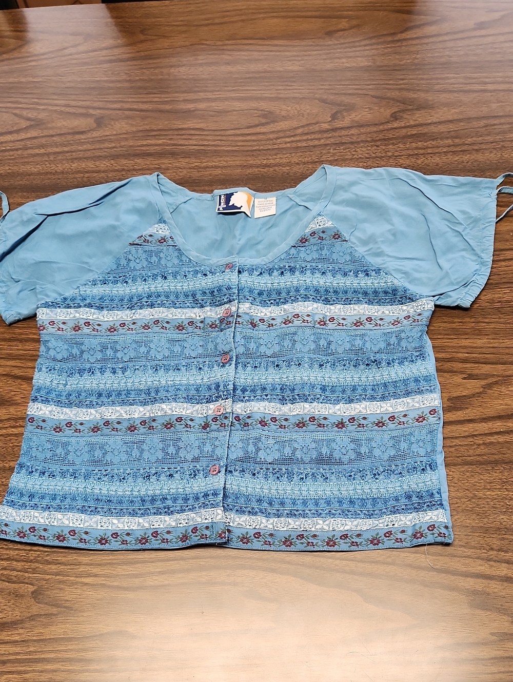 Women's  Blue  Short-Sleeve Crop Top